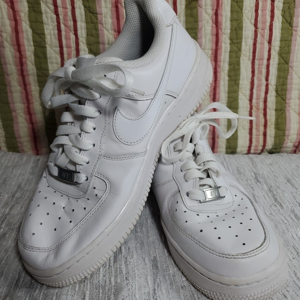 Nike Sz 7 Air Force 1 Low Women White 315115-112 Triple White Sneakers AF1